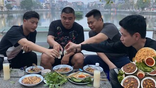 Tiết Canh 4 Đĩa Rượu 8 Chai….Bao Giờ Say Hết Rồi Ta Về