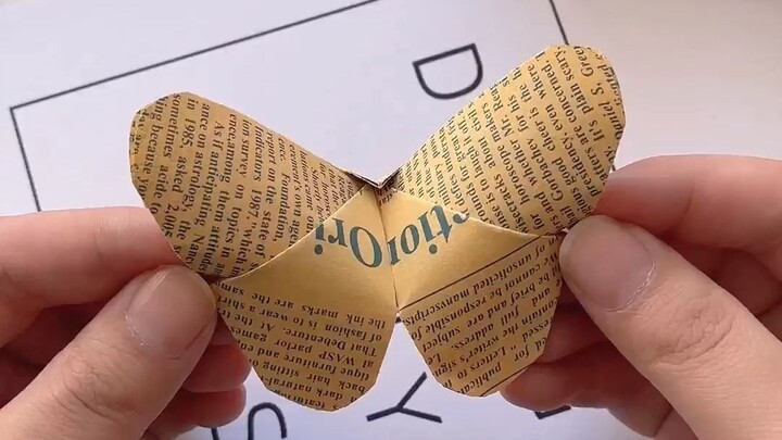[Creative Origami] A Butterfly-Folding Method You’ll Master at a Glance! Done in Just 3 Steps with a