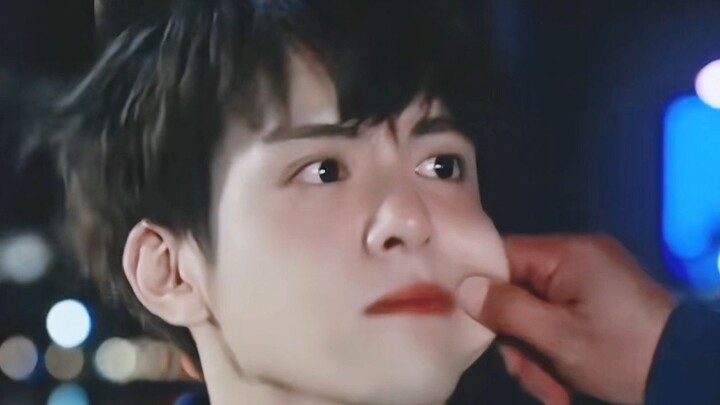 Ada yang ngerti gak!! Suara lembut sekaligus menggelitik dari Zeng Shunxi benar-benar bikin meleleh!