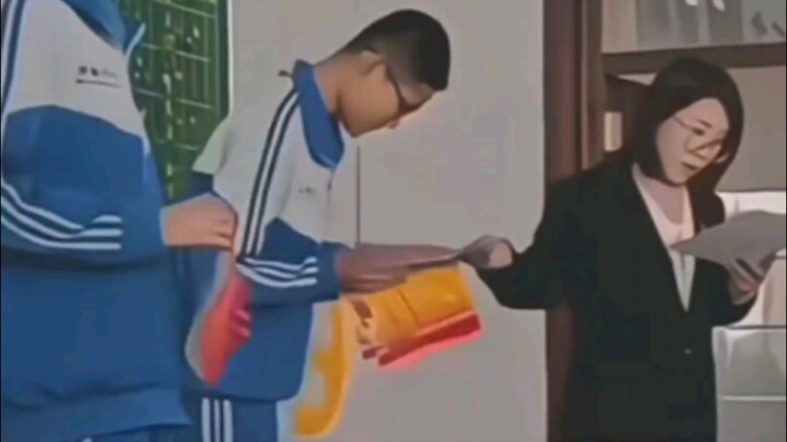 “Chỉ là chút phong sương thôi”
