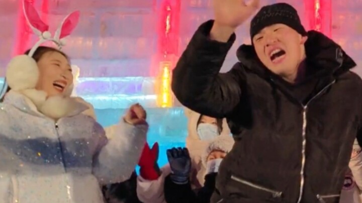 让左右和社恐的社牛哥，灵魂舞姿，妖娆动人