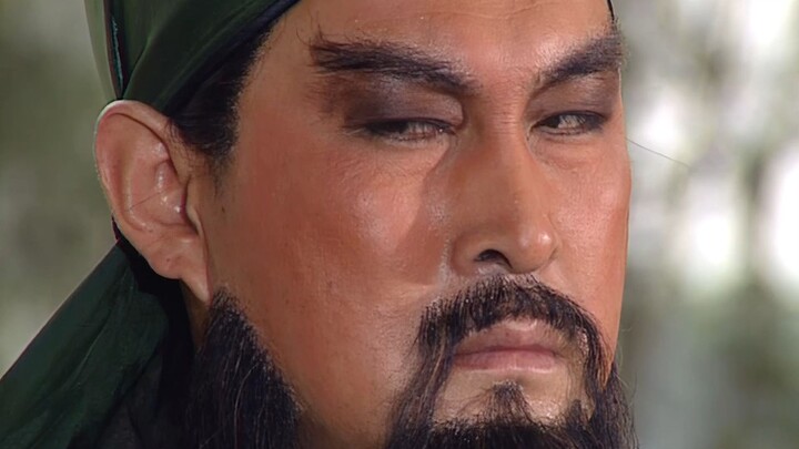 Hanya dengan sekali pandang, Guan Yu membuat Zhou Yu ketakutan hingga jantungnya berdebar hebat.