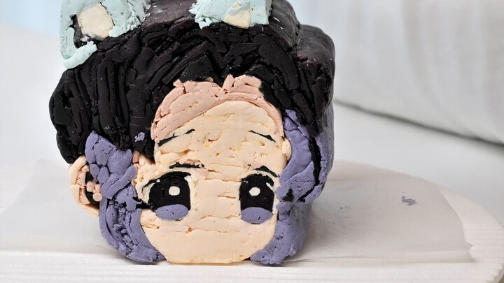 Moshimoshi, Butterfly Shinobu slices cookies, one cut and I'm gone