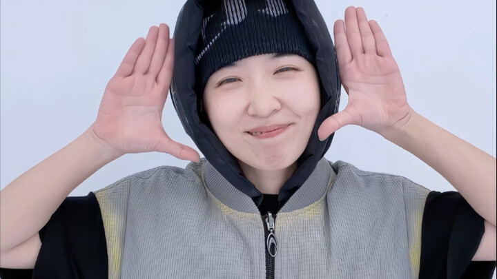 I’ve saved all my cuteness for Tianmei—so cute! Hahaha! Happy birthday, Tianmei!