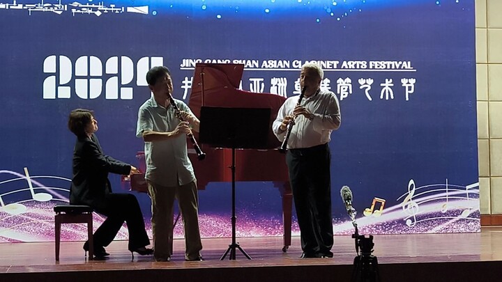 M. Mangani, Sunrise - Sergio Bosi Tie Bai clarinets, Chen Lu piano
