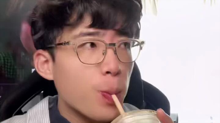 อย่าพูดถึงเลย ดื่มรื่อซิงวันละสามแก้ว คืนนั้นนอนไม่หลับเลย