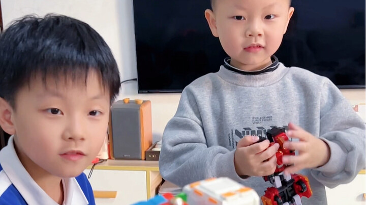 Nuôi dạy hai con theo cách mà hồi nhỏ tôi từng ao ước