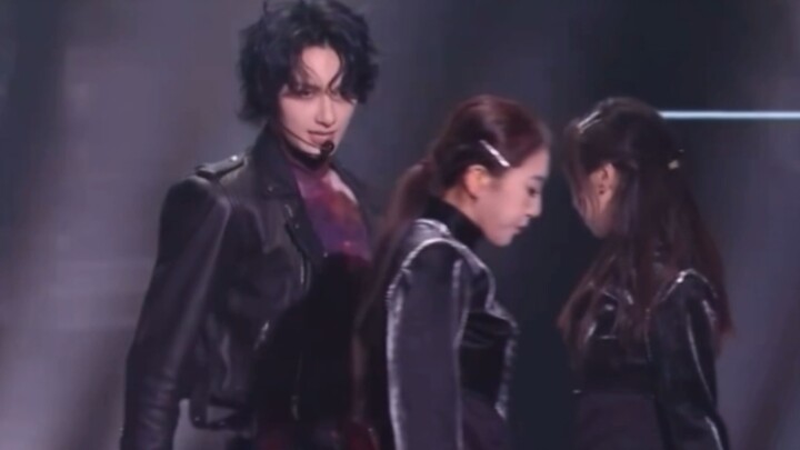[ฟันเสือ] แม่ครับ ผมโตเป็นหนุ่มหล่อแล้ว! ! ! !