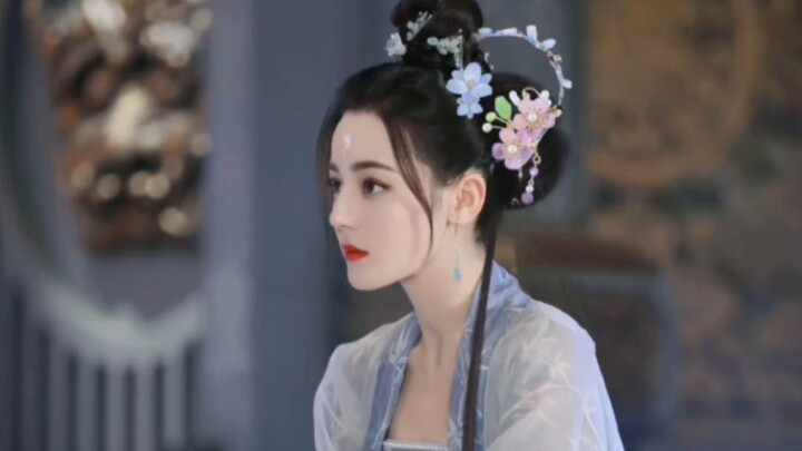 【Dilraba Dilmurat】Asal riasan dan kostumnya diperhatikan, dia langsung terlihat memesona tak tertand