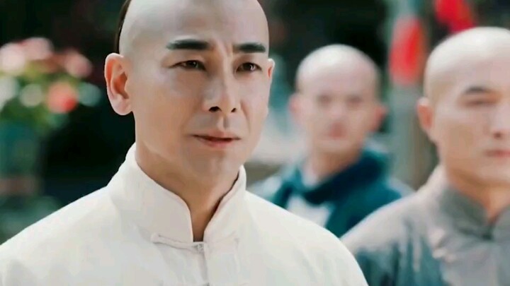 Sang pendekar besar Huo Yuanjia, dengan Taiji menenteramkan dunia, dan dengan Bajiquan menetapkan ta