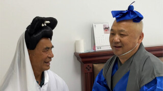 When I begged my grandfather and father to perform the Legend of White Snake