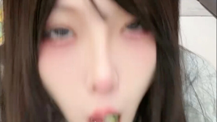 谁说的秋葵泡水可以拉巨史
