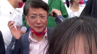 What happens when Professor Zheng Qiang discovers he's being secretly filmed?