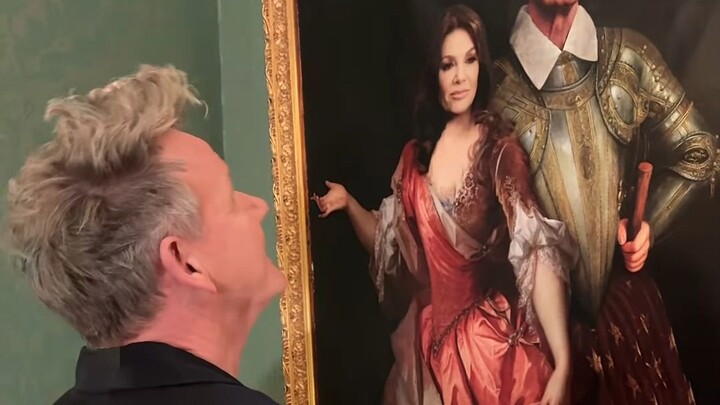 Gordon Ramsay không thể nhịn được khi nhìn thấy chân dung của chính mình #Nhóm dịch YYY#