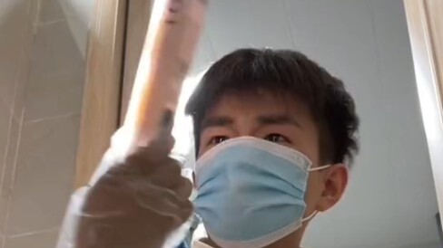 "Sinh viên Thạc sĩ Làm ơn Trả lời Câu hỏi" "Sổ Địa chỉ Tóm tắt"