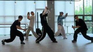 SM's first Trot boy group MYTRO's practice room is revealed!