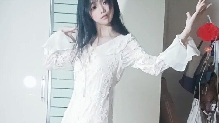 Rindu Bunga Gugur – Gadis Kecil Bergaya Klasik Hadir –