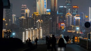 "مدينة A من الرواية أصبحت ملموسة في هذه اللحظة"