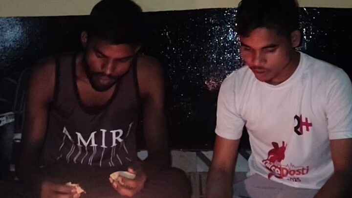 Light aa gai. #jn1team #viral #trending #comedy #funny