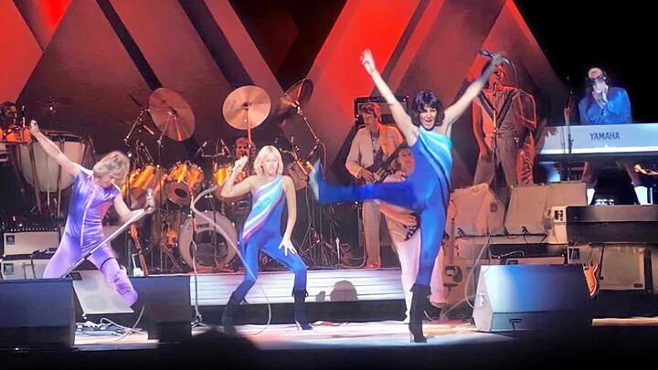 【1080P】ABBA - Summer Night City – Thành phố đêm hè (Buổi diễn ABBA tại Wembley năm 1979) #Nhóm dịch 