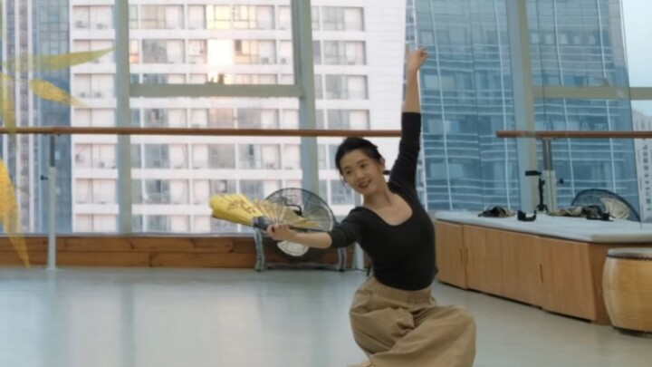 【Must Enjoy Yourself】Listen to "Must Enjoy Yourself" again, dedicated to our first acquaintance. (Or
