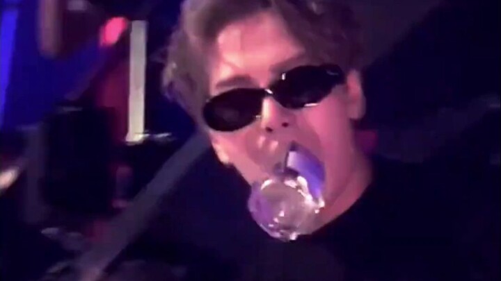 Chỉ có Jackson Wang là thực sự nghe ra câu nói “Ngôi sao là một ngành dịch vụ”!