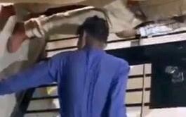 แถบล็อคซึ่งไม่สามารถป้องกันไม่ให้ผู้ต้องขังหลบหนีได้