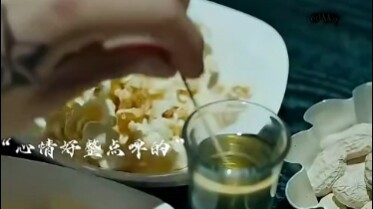 Go to the side table and drink with the dog