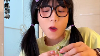 Orang yang hemat di asrama kampus 8｜Bagaimana Wang Qi bisa begitu berani dan percaya diri?