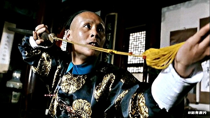 “This movie has no acting—just pure skill!”