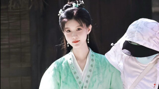 รอยเตอร์: เฉิน อี้ฮาน และ ซู เสี่ยวหยง ที่โลตัสทาวเวอร์ นี่คือน้องสาวตัวน้อยในโลกแห่งศิลปะการต่อสู้!