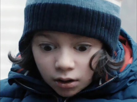 ตอนที่ผู้ชายคนนั้นกำลังกินข้าวเย็นอยู่ กลับได้กลิ่นยาในโจ๊ก!