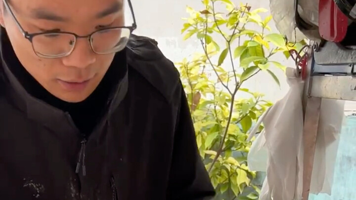 Bánh trứng do thợ lâu năm làm ngon đến mức “chết người”!