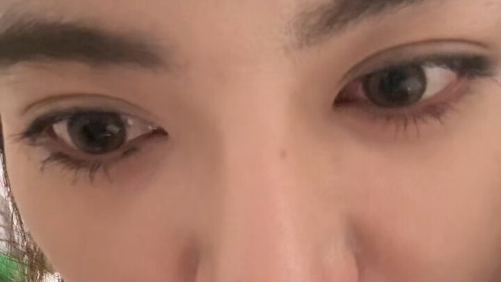 离八啦 你很有名