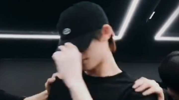 Phối hợp thần thánh rồi! Đinh Trình Tân lại nhảy GENTO!!