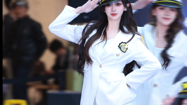 Genie, the Girls' Generation you love is back!