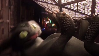 【驯龙高手】无牙仔穿越到纽约街头痴迷玩灯球~