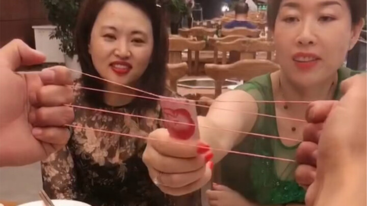 In the second half, I showed off my skills to the boss lady and immediately received applause!