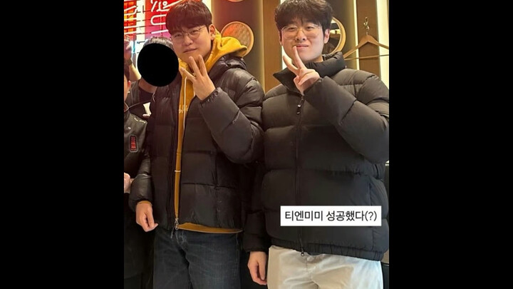 Fans Run Into Auntie and Zeus!