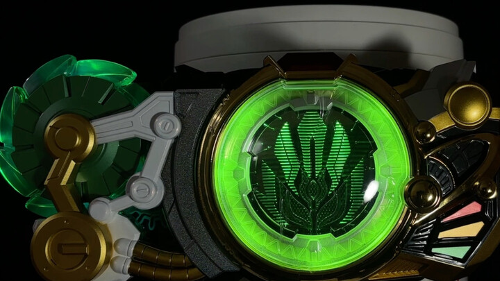 Bermain dengan speaker eksternal! Mesin kartu Armor Hero Star Glory!