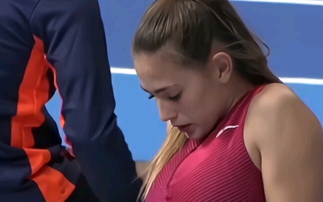 สาวงามนักกระโดดค้ำสเปน