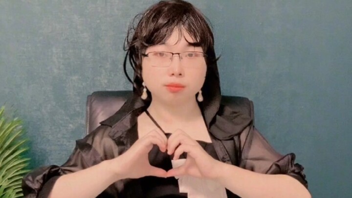 Whose girlfriend fell off?