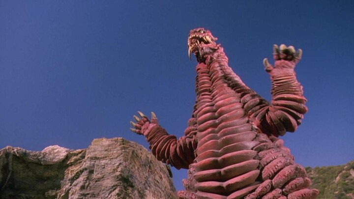 Monster Tongkol Jagung, monster dengan tangan kuat yang mengobrak-abrik alam semesta, Raja Merah