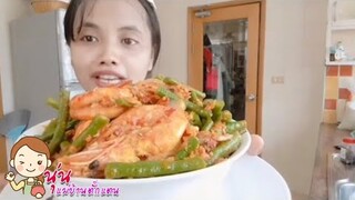 แกงพริกแกงพม่าคะ กุ้งตัวเท่าแขน!!!