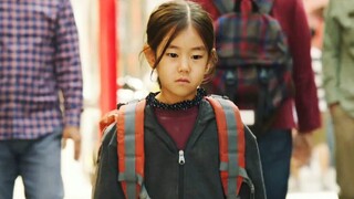Little Gírl Is Left Alone In The Streets After Her Mother Is Deported To Another Country
