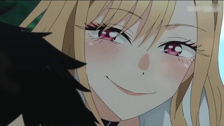 Saya tidak pernah berpikir bahwa suatu hari nanti pukulan wanita bisa mengenai kepala saya