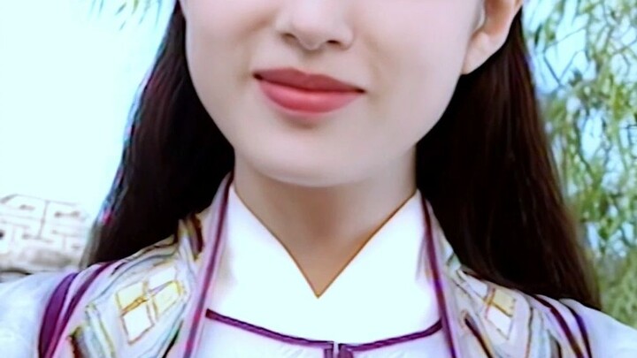Hilarious... This actress once became famous for her round face! There’s still no one in the Chinese