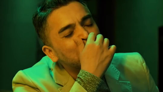 新疆禁毒形象大使不像演的！网友：建议查查