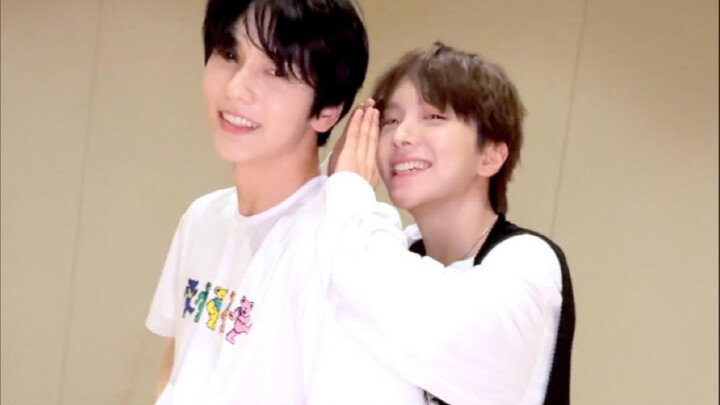 Kim Woon-hyuk x Choi Soo-bin Tantangan “Love Language”