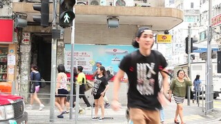 跳着locking去上学？